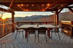 Outdoor dinning with amazing Views